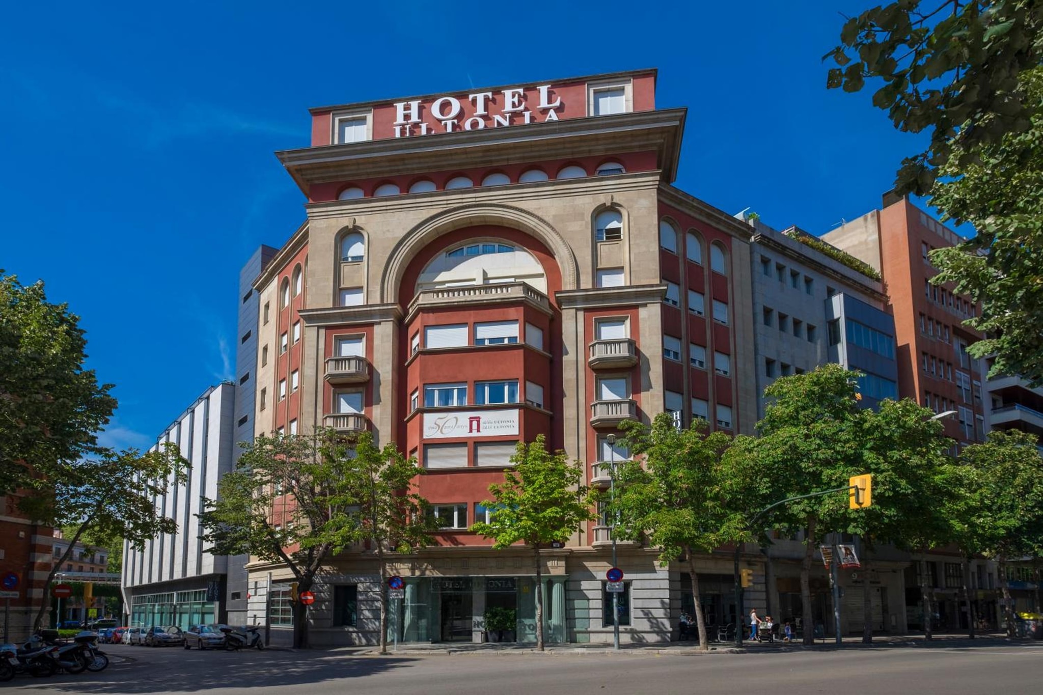 Hotel Gran Ultonia, Girona, a cycling hotel