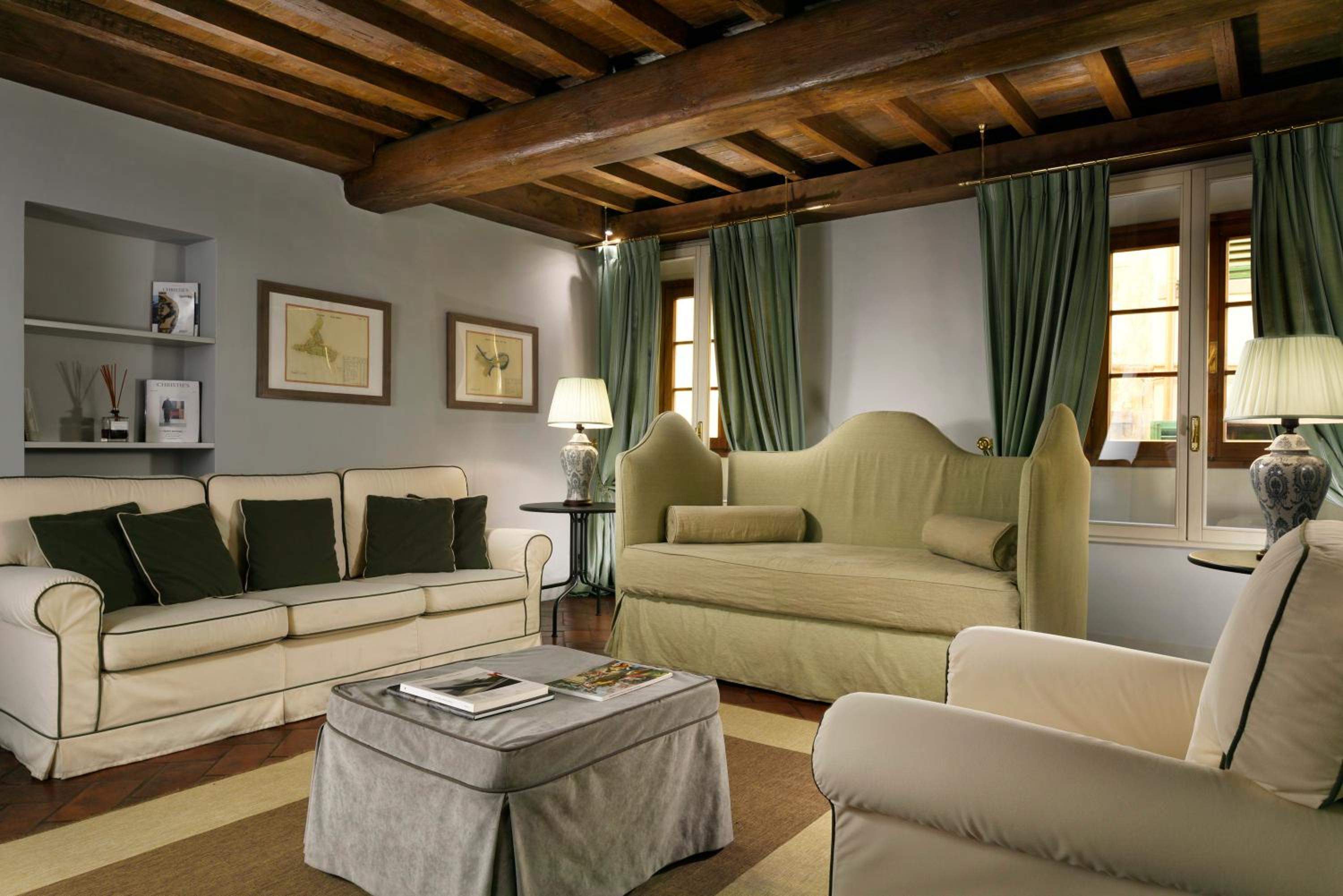 Al Palazzo del Marchese di Camugliano Residenza d'Epoca