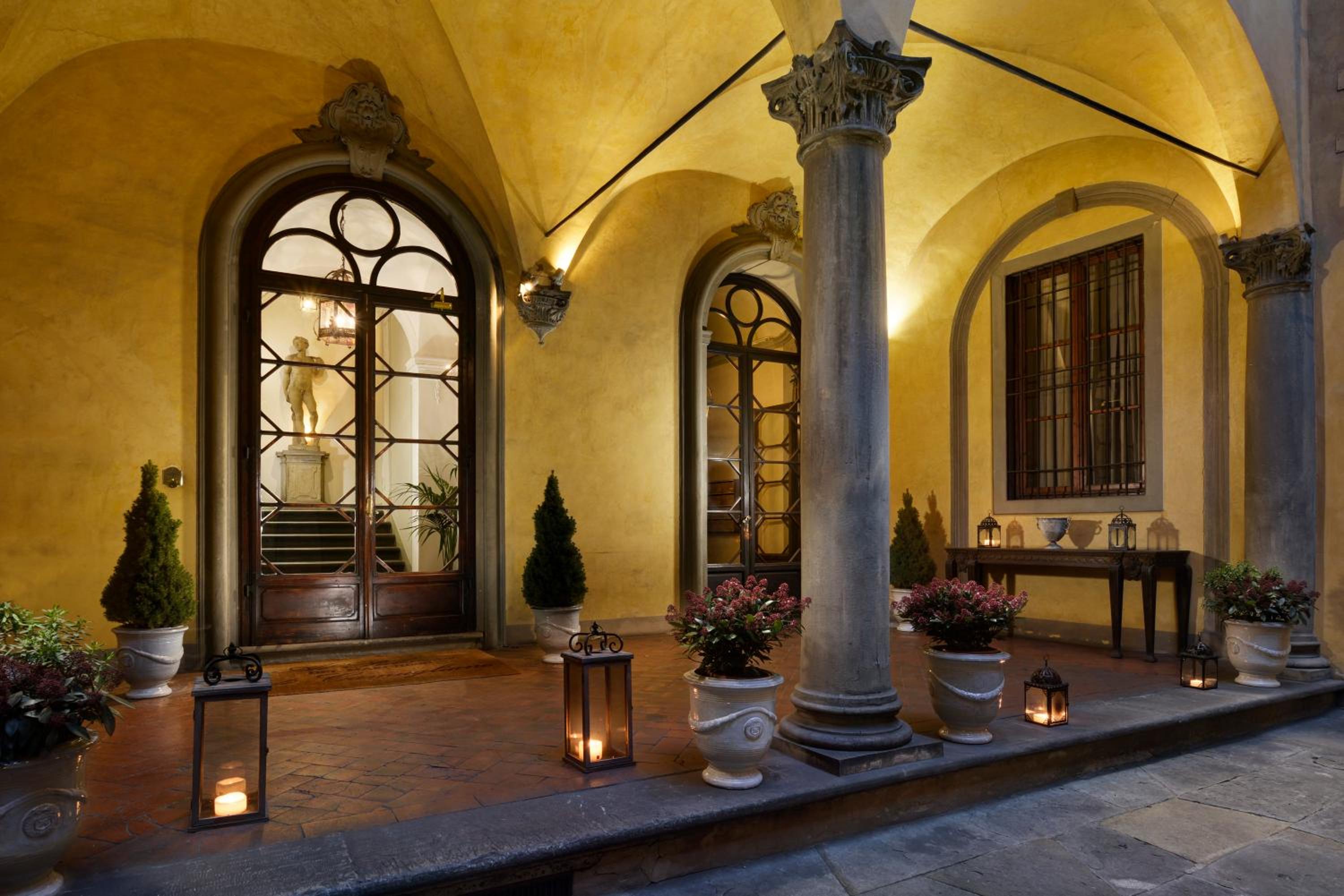 Al Palazzo del Marchese di Camugliano Residenza d'Epoca