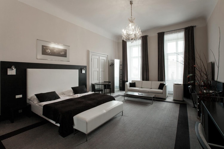 hotel image 0