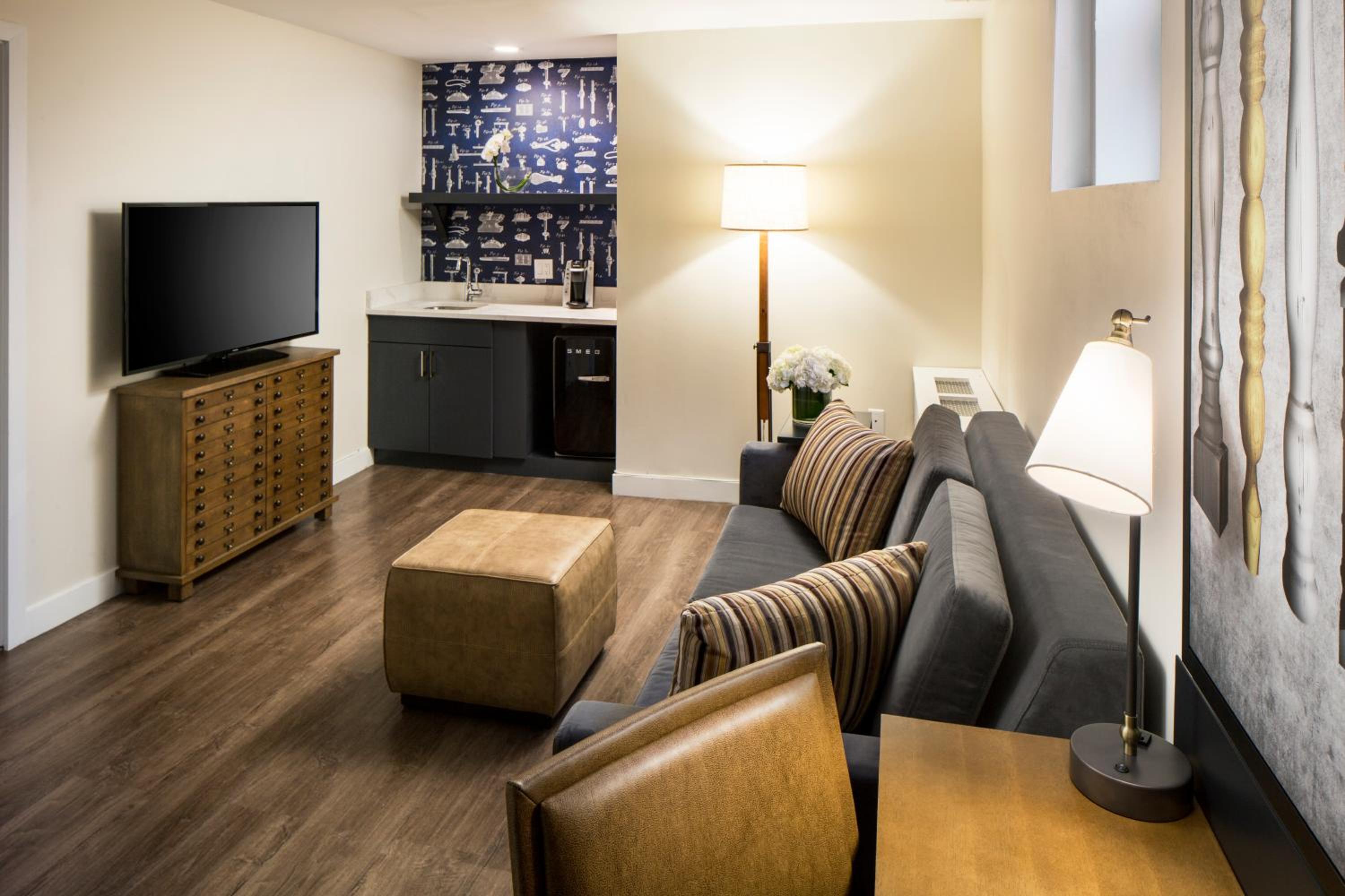 Hotel Indigo Boston Garden by IHG