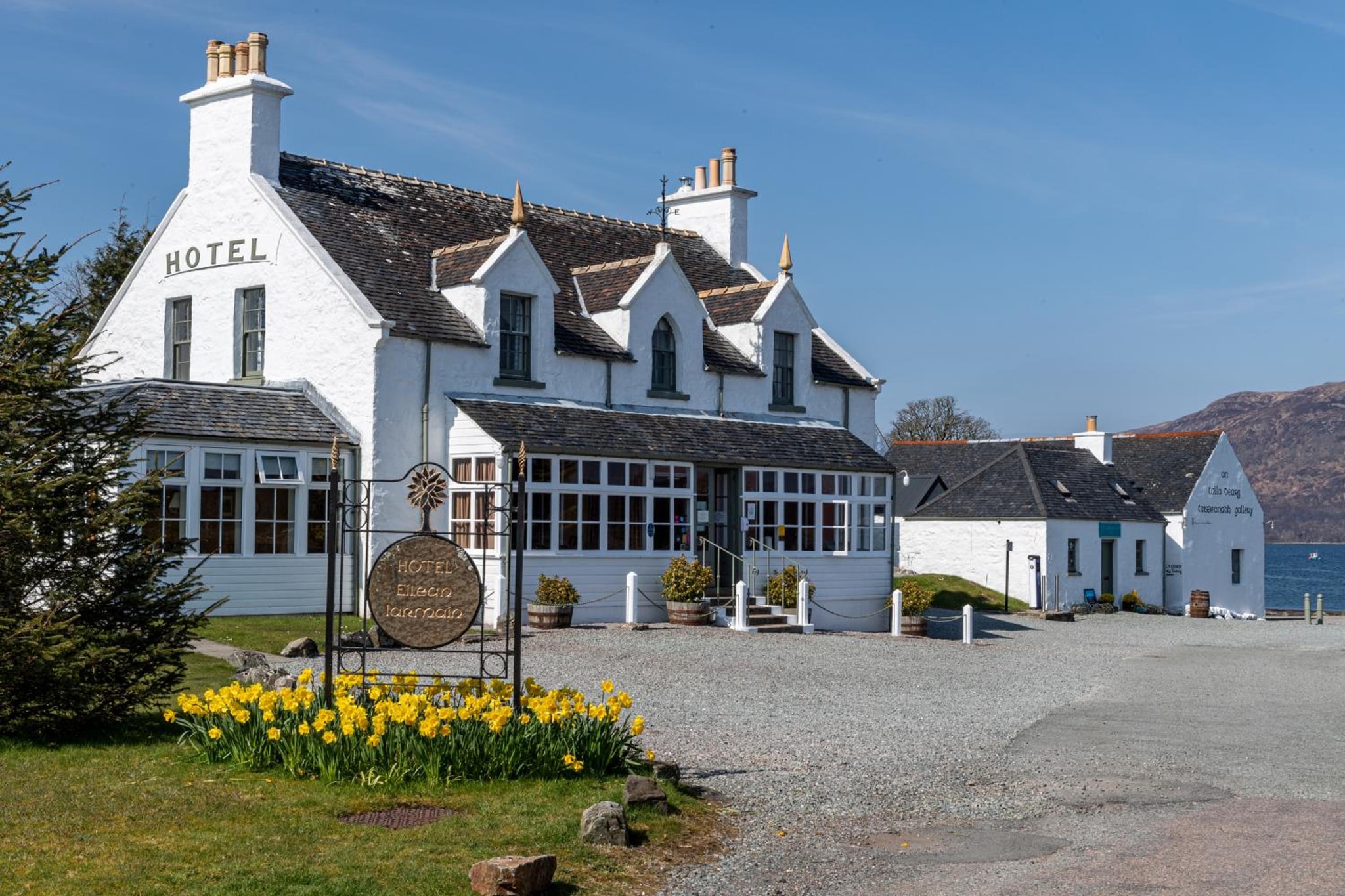 Hotel Eilean Iarmain, Isleornsay, a hiking hotel