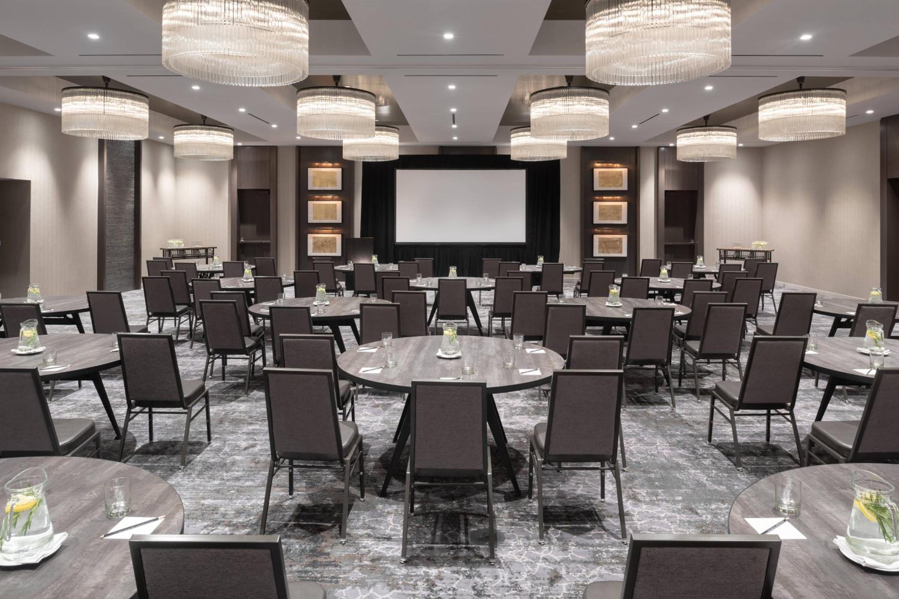 The Row Hotel at Assembly Row, Autograph Collection