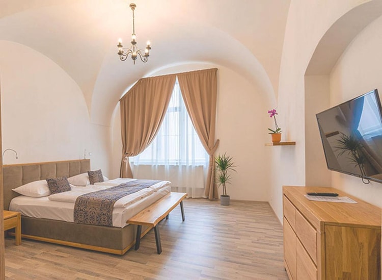 hotel image 0
