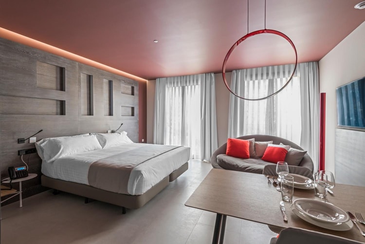 hotel room