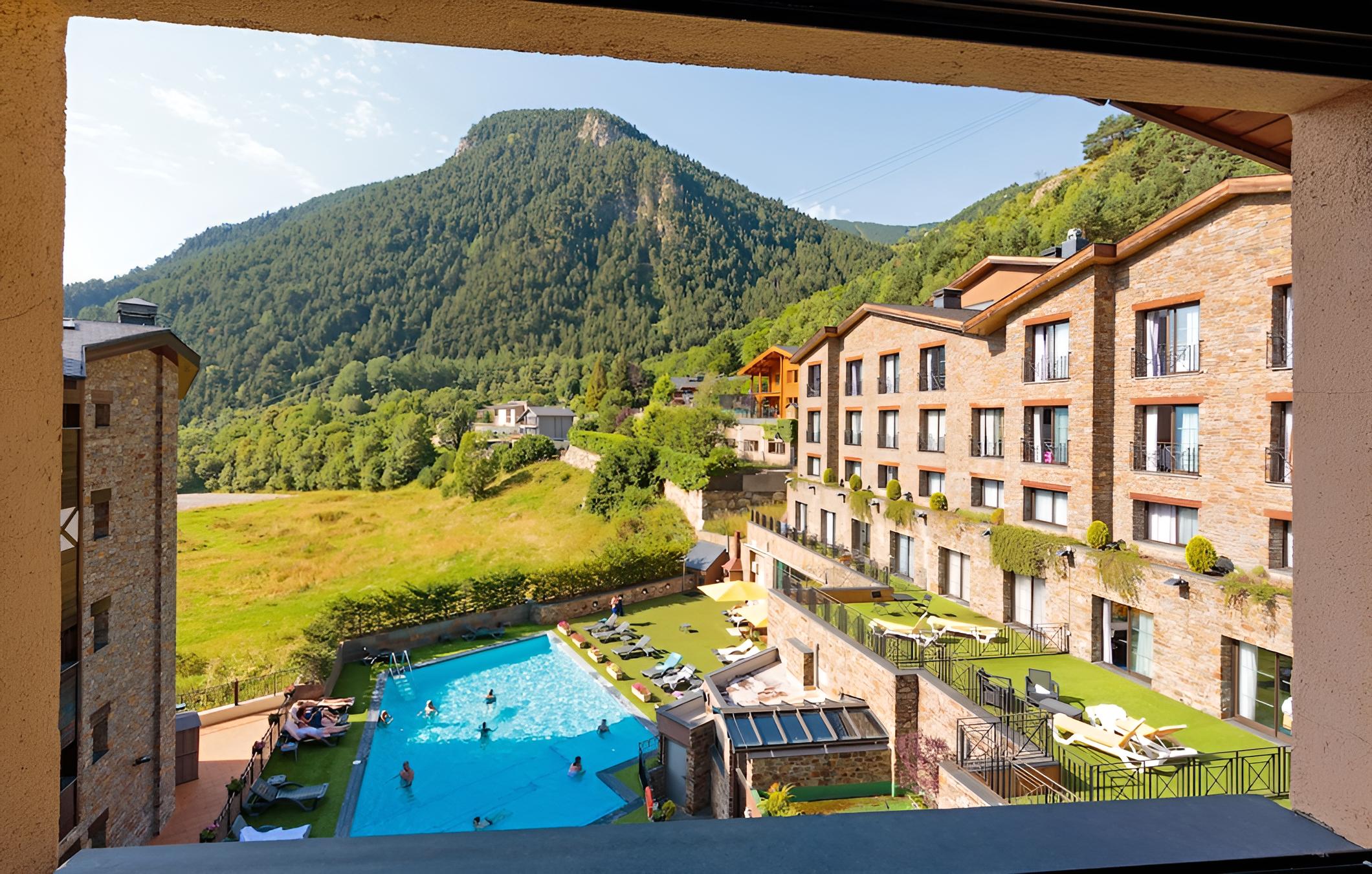 Hotel Spa Princesa Parc, Arinsal, a ski hotel