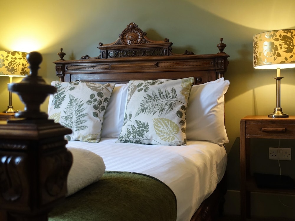 One Holyrood Hotel