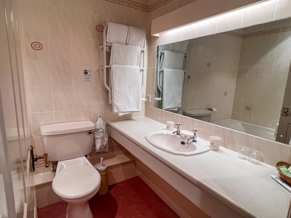 Gwesty Minffordd Hotel